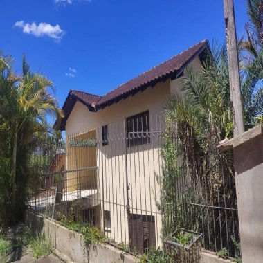 Casa 3 quartos para Venda no bairro Guarani em Novo Hamburgo