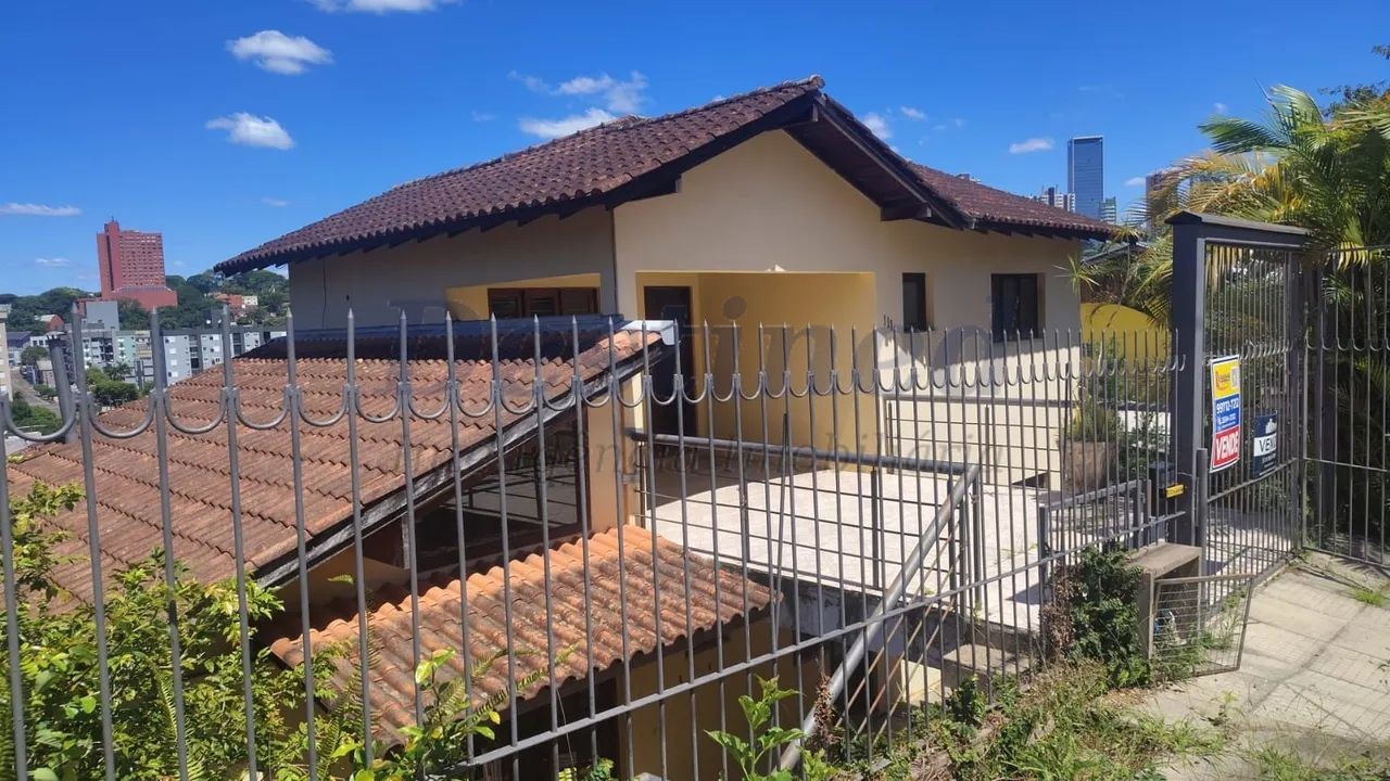 Casa 3 quartos para Venda no bairro Guarani em Novo Hamburgo