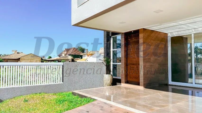 Casa 3 suítes para Venda no bairro Centro em Capão da Canoa