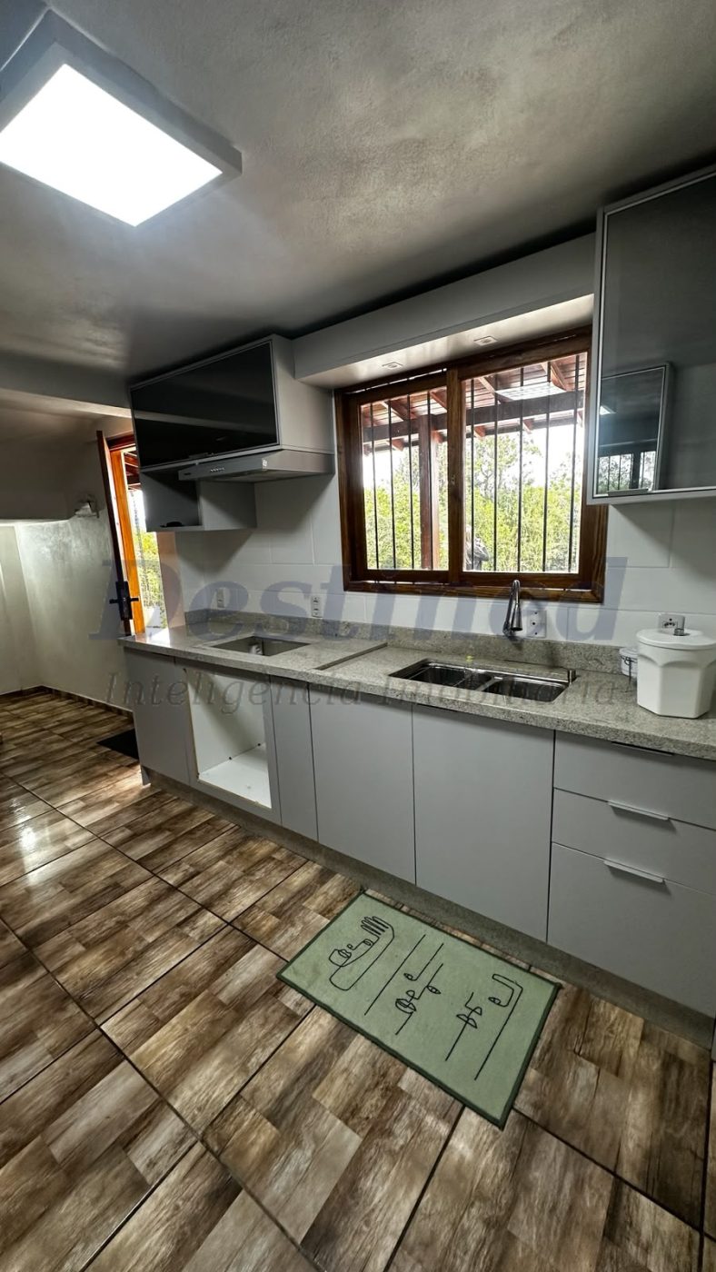Casa 02 quartos para Venda no bairro Lomba Grande em Novo Hamburgo
