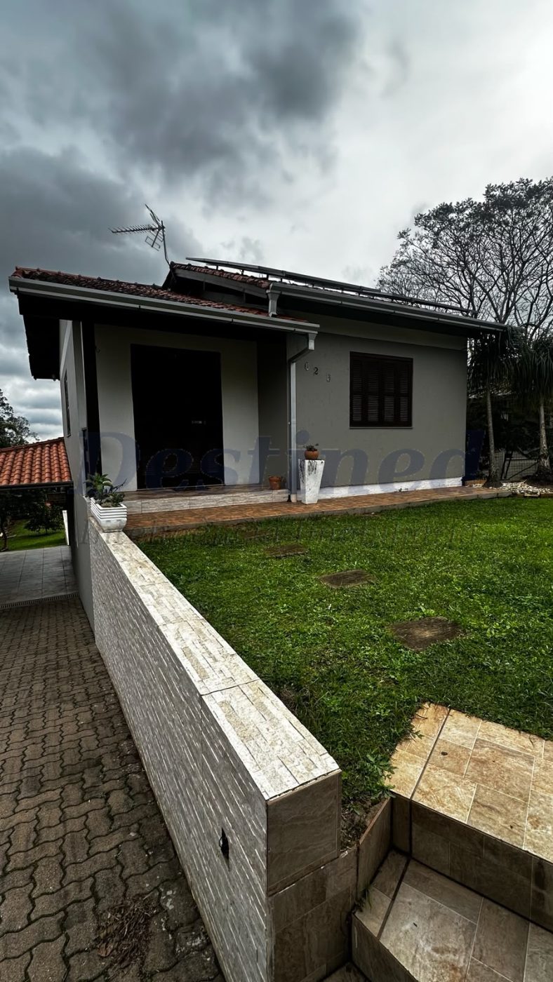 Casa 02 quartos para Venda no bairro Lomba Grande em Novo Hamburgo