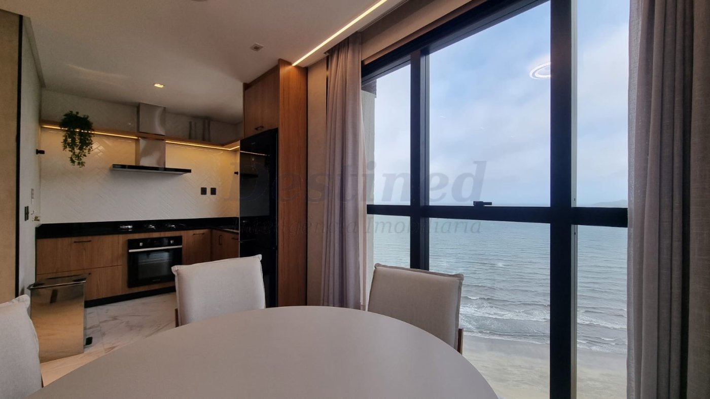 Apartamento 3 suítes para Venda no bairro paraquê em Porto Belo