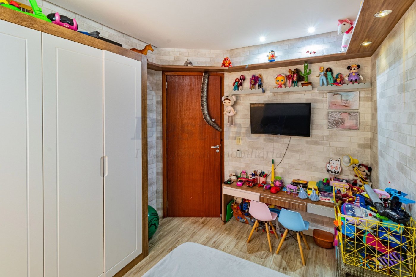 Apartamento 3 quartos pra aluguel no bairro Jardim Itu em Porto Alegre