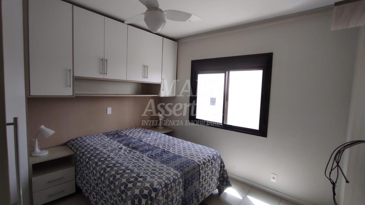 Apartamento mobiliado de 03 dormitórios no Centro de Torres