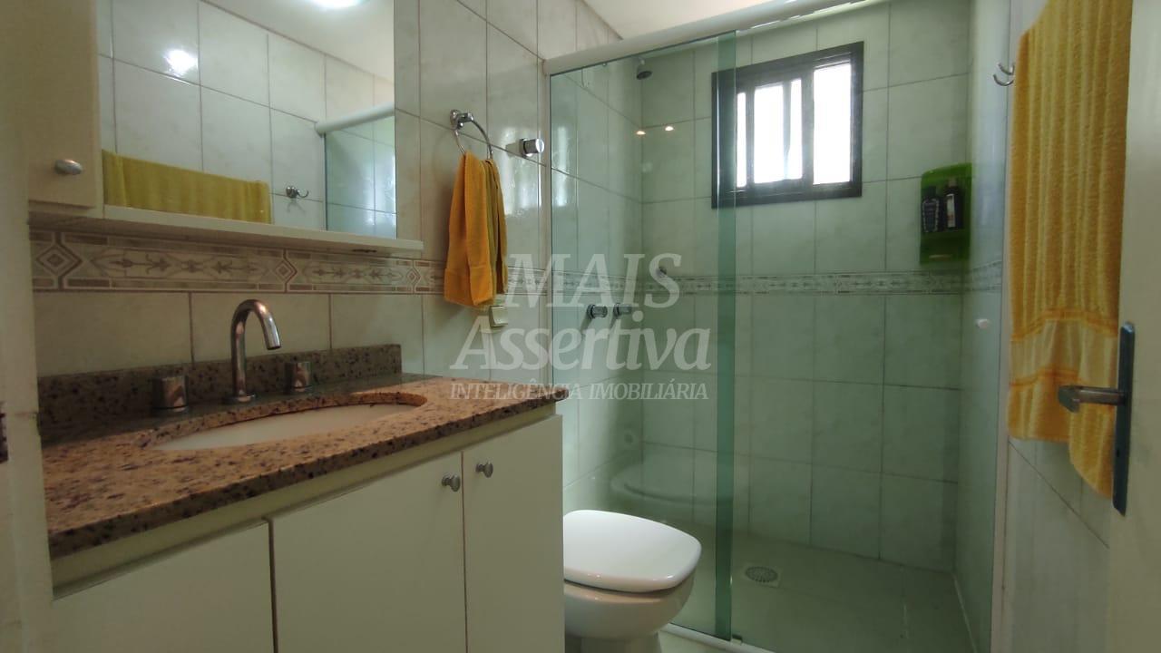 Apartamento mobiliado de 03 dormitórios no Centro de Torres