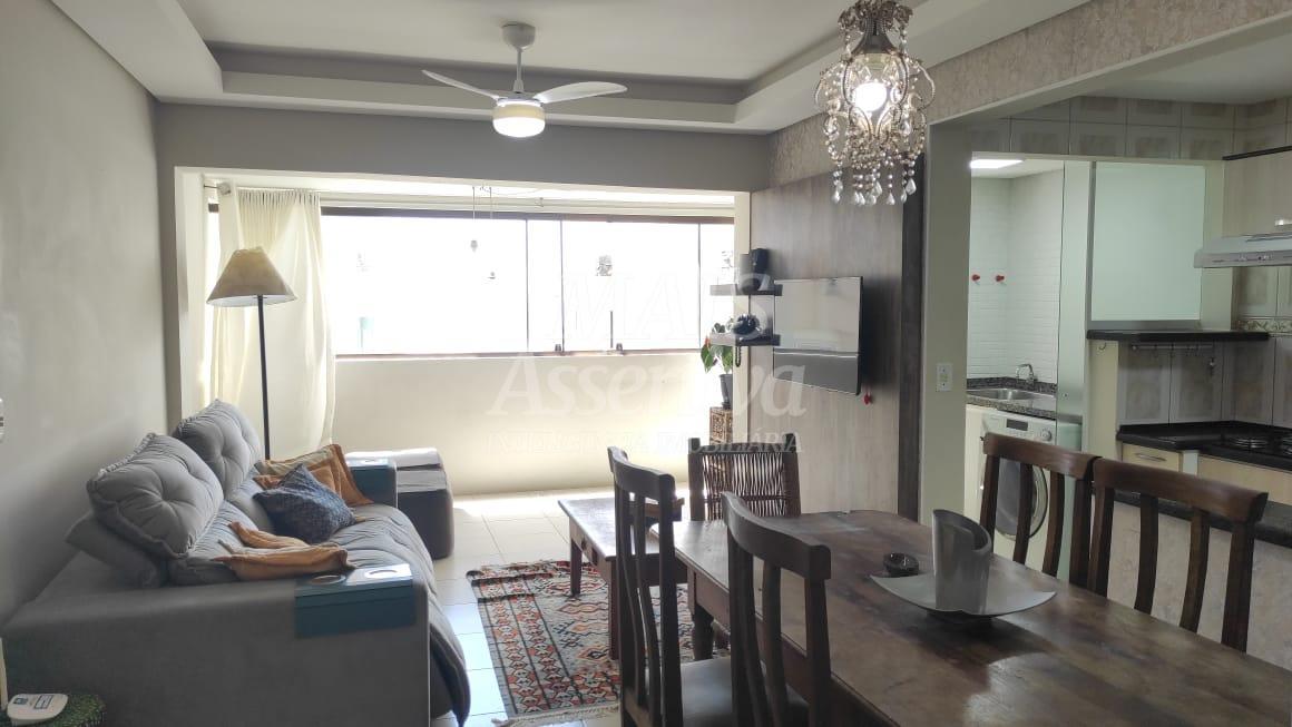Apartamento mobiliado de 03 dormitórios no Centro de Torres