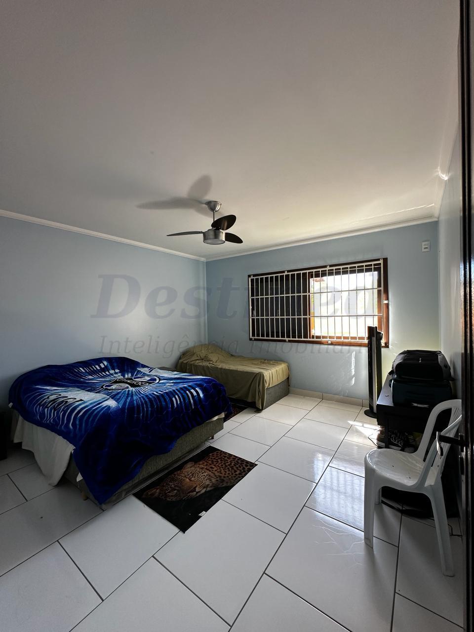 Casa 05 dormitórios para venda em Xangrilá