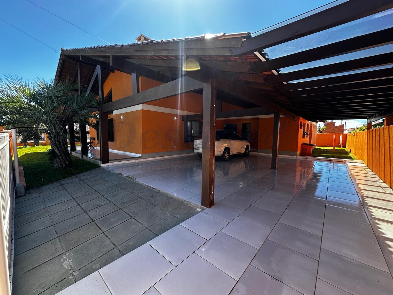 Casa 05 dormitórios para venda em Xangrilá