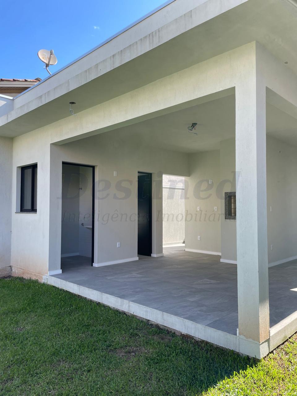 Casa 03 dormitórios para venda em Novo Hamburgo