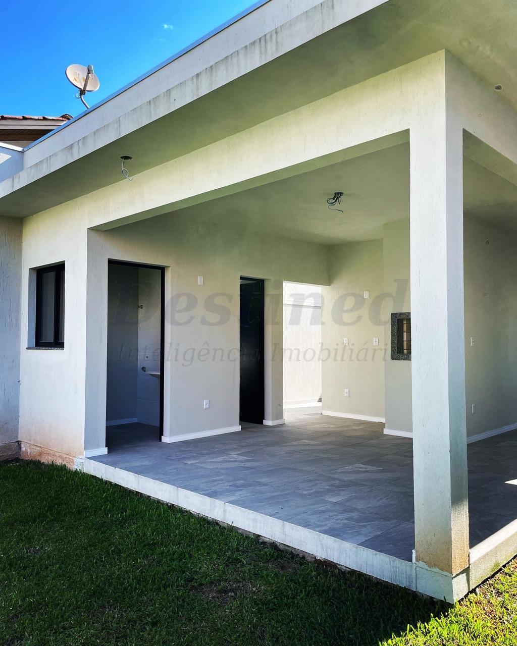 Casa 03 dormitórios para venda em Novo Hamburgo