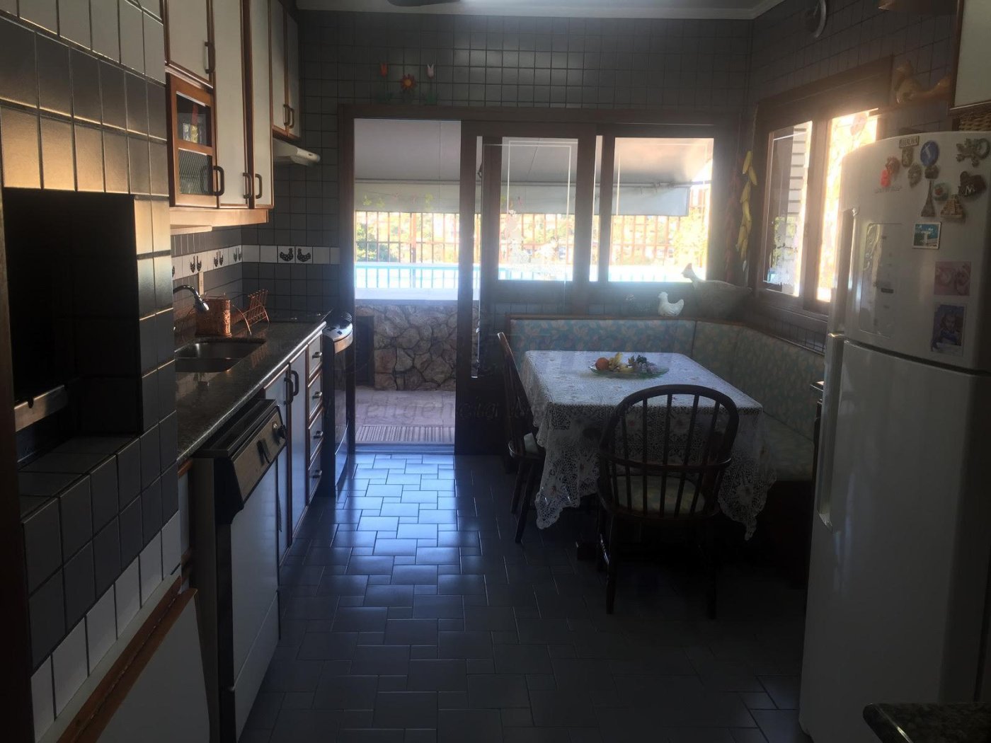 Excelente casa residencial e comercial muito bem localizada na Av Pedro Adams Filho 