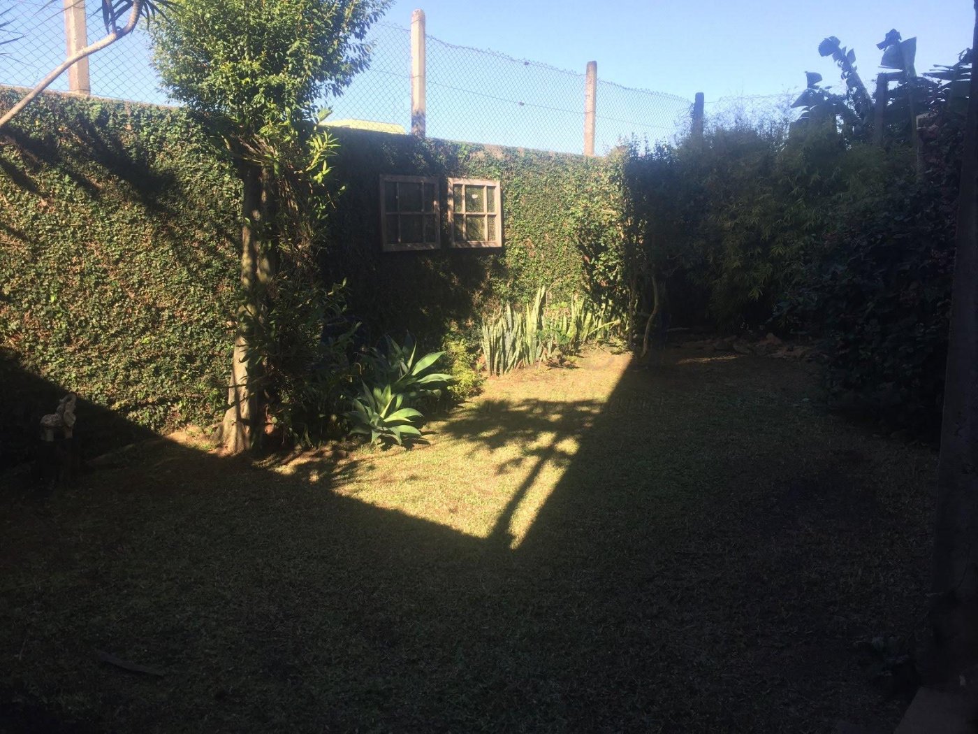 Excelente casa residencial e comercial muito bem localizada na Av Pedro Adams Filho 