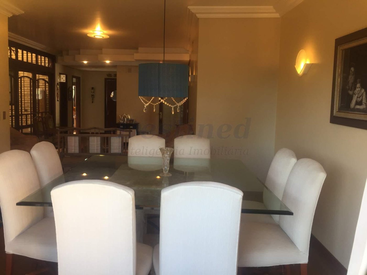 Excelente casa residencial e comercial muito bem localizada na Av Pedro Adams Filho 