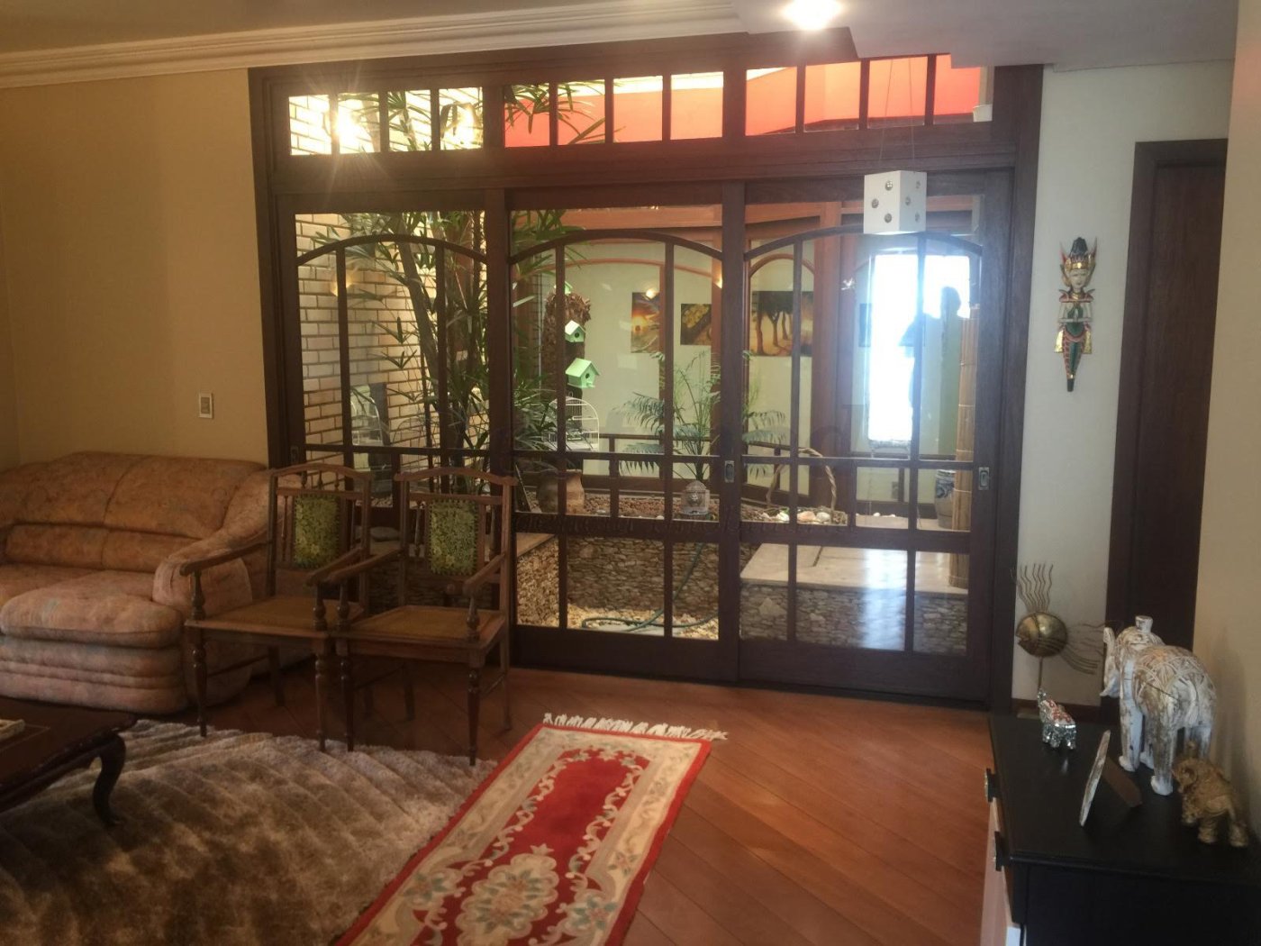 Excelente casa residencial e comercial muito bem localizada na Av Pedro Adams Filho 