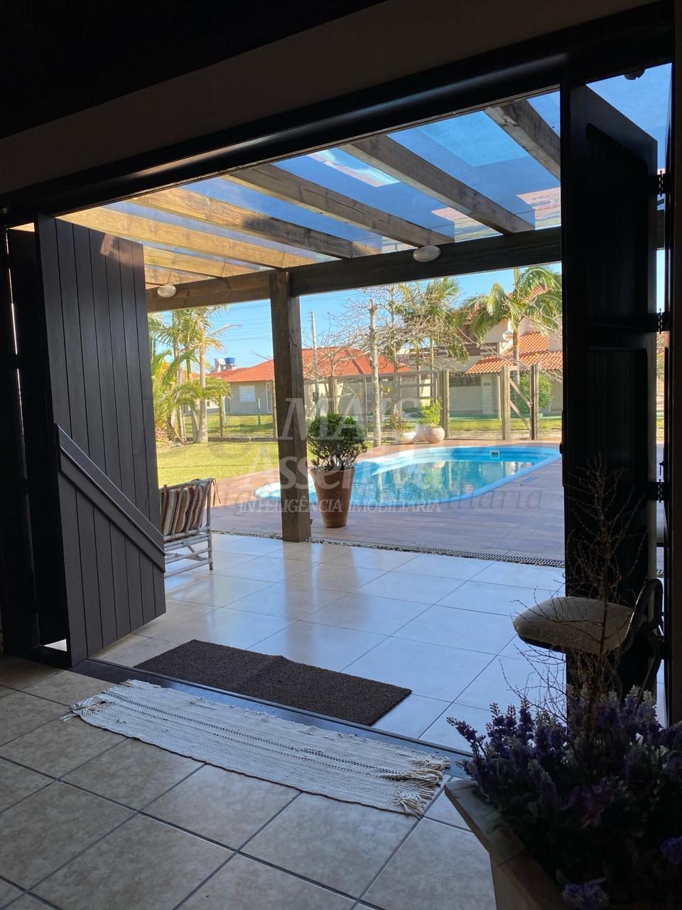 Casa 4 quartos para Venda no bairro Balneario Praia Real em Torres