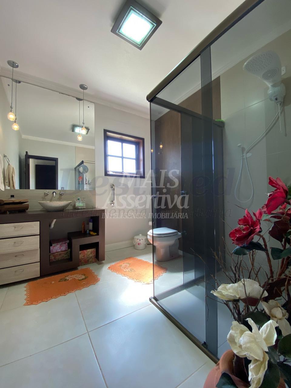Casa 4 quartos para Venda no bairro Balneario Praia Real em Torres