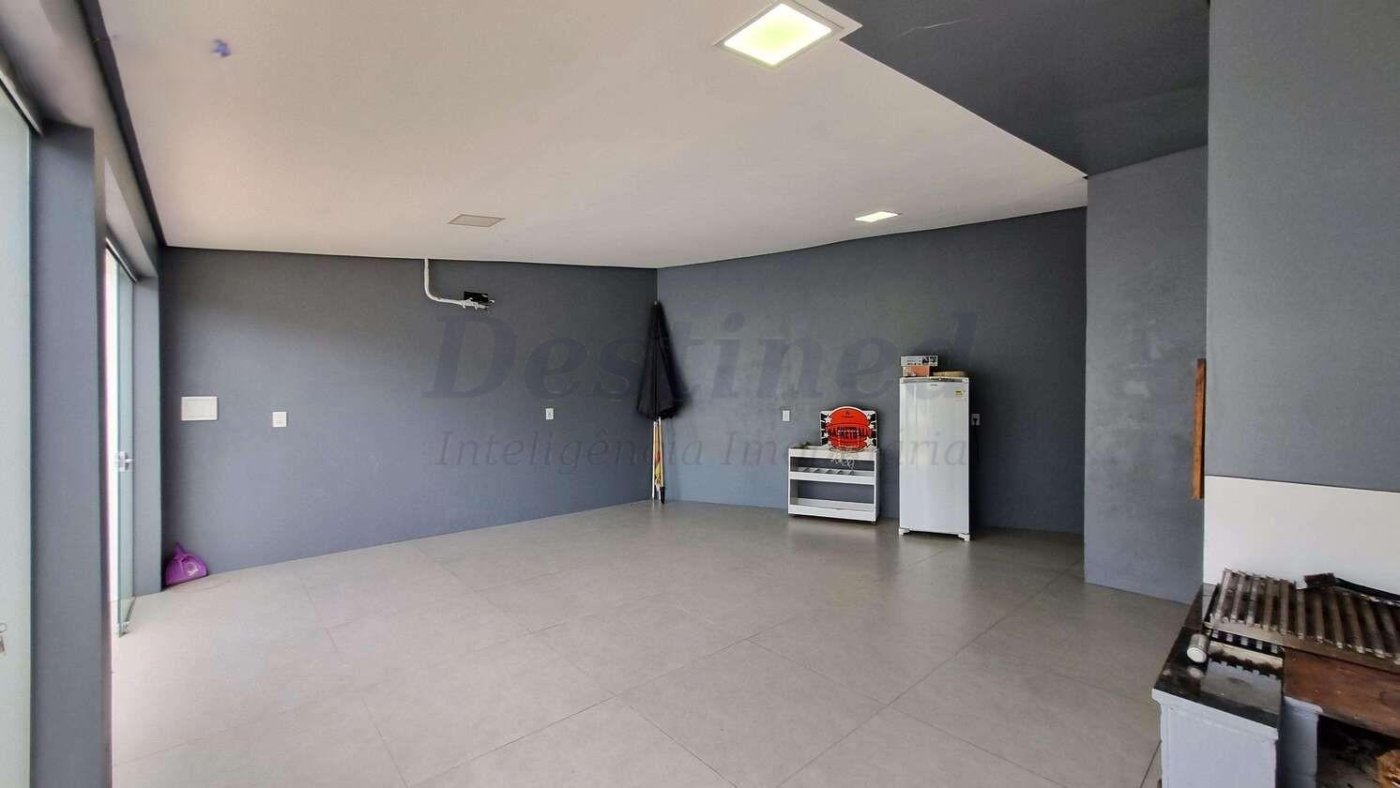 Casa com piscina para venda no Bairro Imigrante em Campo Bom