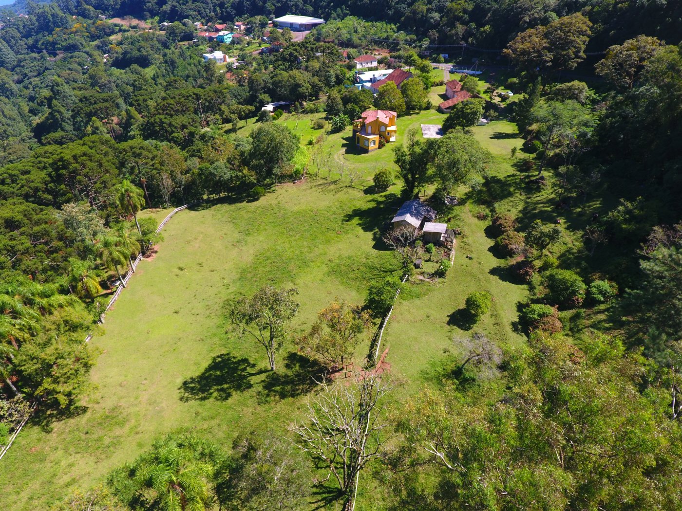 Área de terras 4 quartos para Venda