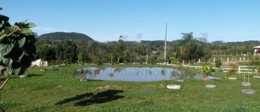 Chácara em Araricá com  5.000 m² de pura tranquilidade e lazer! 