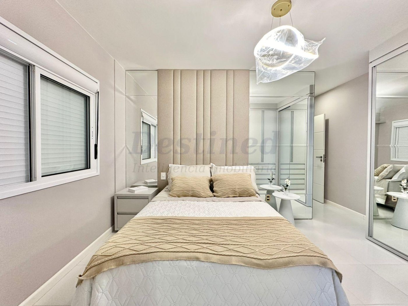 Apartamento decorado 03 dormitórios 01 suíte para venda em Capão da Canoa Centro
