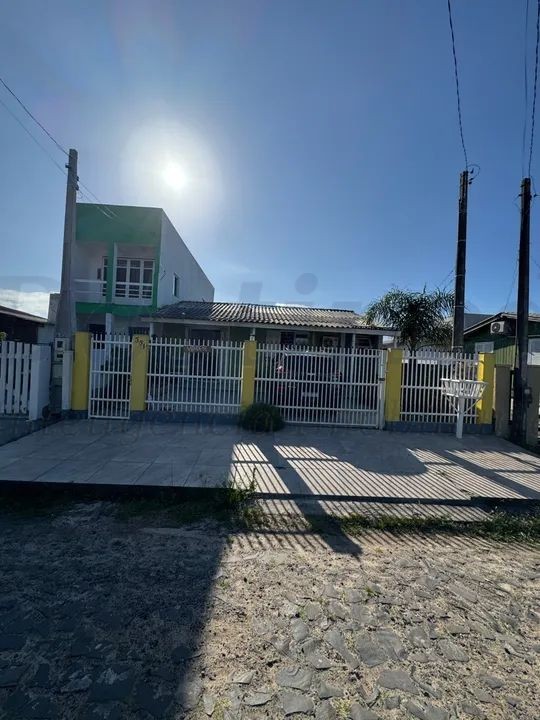 Casa 2 quartos para Venda no bairro Atlântida em Xangri-Lá