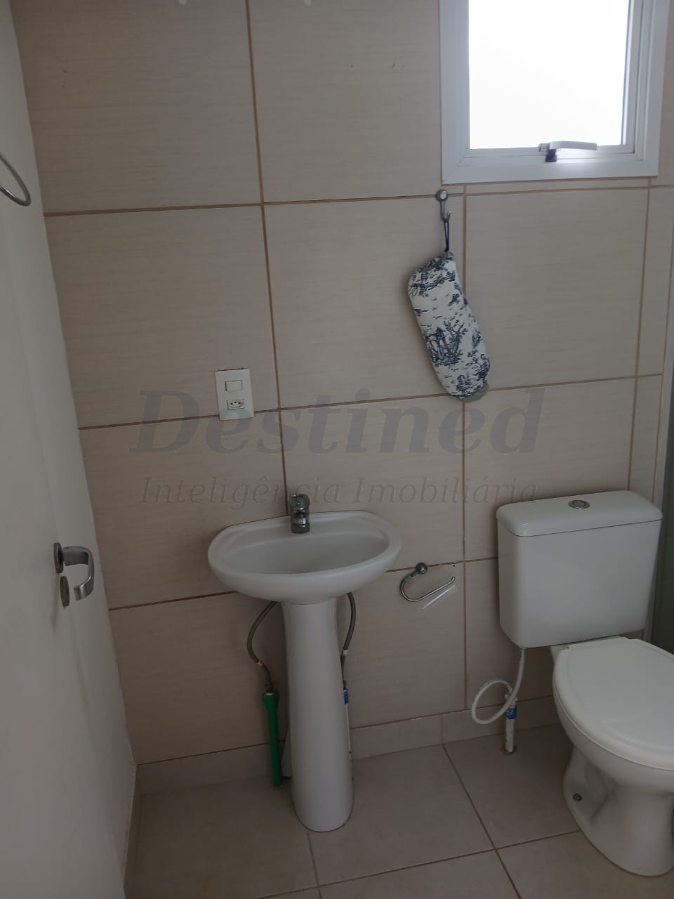 Casa 3 quartos para Locação Anual no bairro Rondônia em Novo Hamburgo