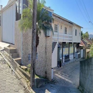 Imóvel Comercial 5 quartos para Venda no bairro Ingleses do Rio Vermelho em Florianópolis