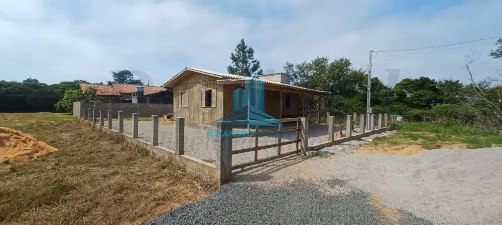 Casa 2 quartos para Venda no bairro zona sul  em Balneário Rincão