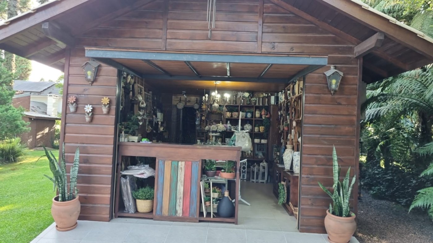 Casa 4 quartos para Venda no bairro Suzana em Canela