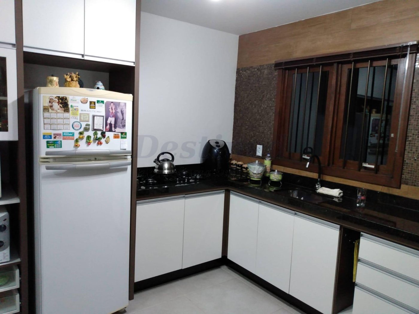Casa para venda 03 dormitórios Lago Azul em Estância Velha