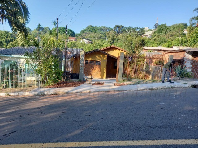 Casa 1 quarto para Venda no bairro Rondônia em Novo Hamburgo
