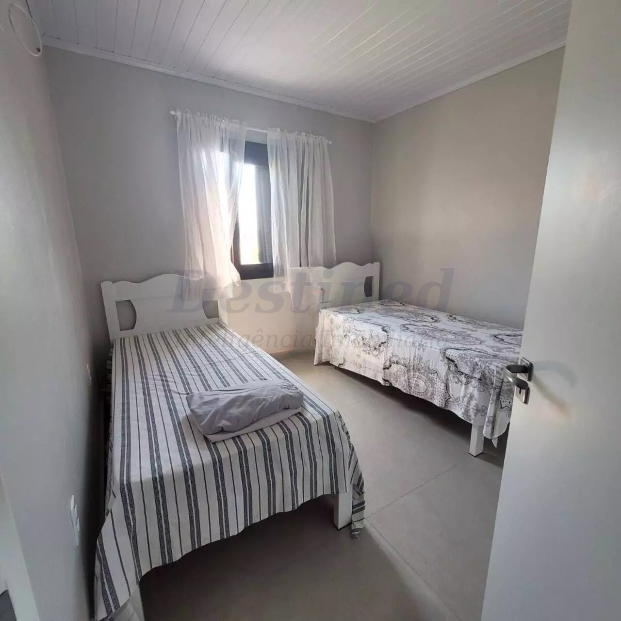 Casa 5 quartos para Venda no bairro Atlântico em Arroio do Sal