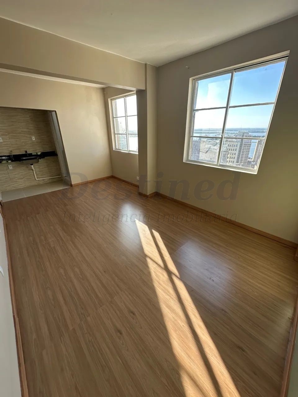 sala comercial 1 quarto para Venda no bairro Centro Histórico em Porto Alegre