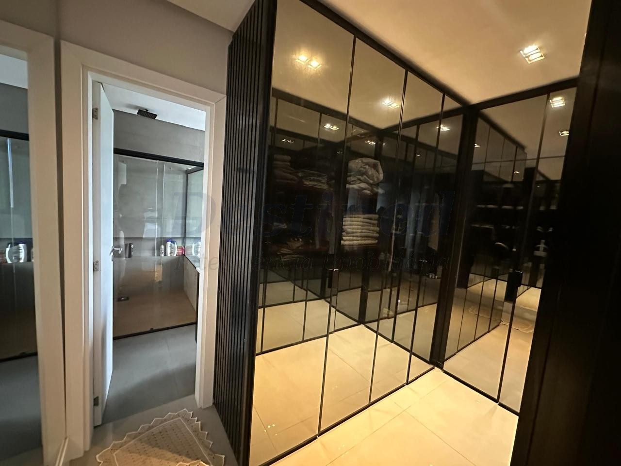Casa 3 suítes para Locação Anual em Torres