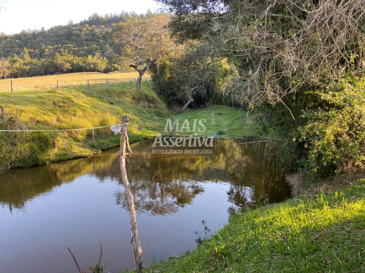 Sítio / Chácara 5 quartos para Venda no bairro Fazenda Fialho em Taquara