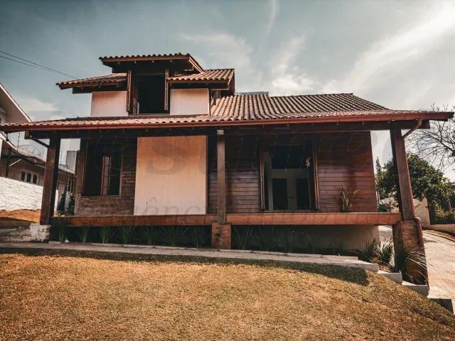 Casa 3 quartos para Venda no bairro Petrópolis em Novo Hamburgo