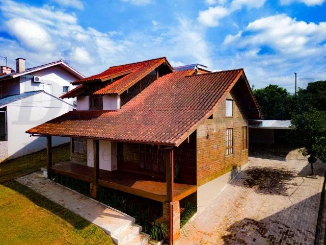 Casa 3 quartos para Venda no bairro Petrópolis em Novo Hamburgo