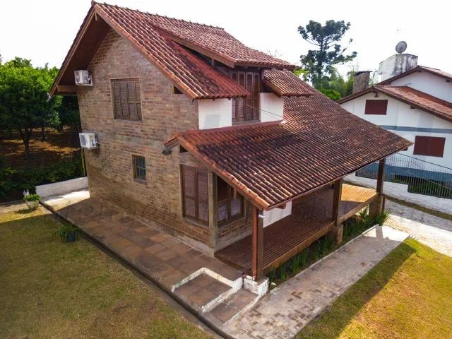 Casa 3 quartos para Venda no bairro Petrópolis em Novo Hamburgo