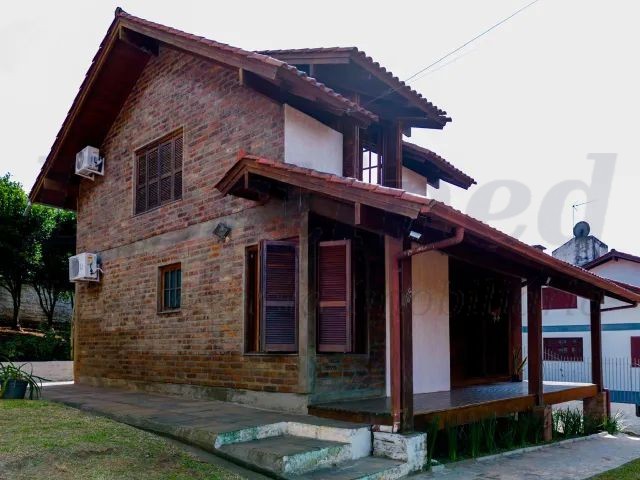 Casa 3 quartos para Venda no bairro Petrópolis em Novo Hamburgo
