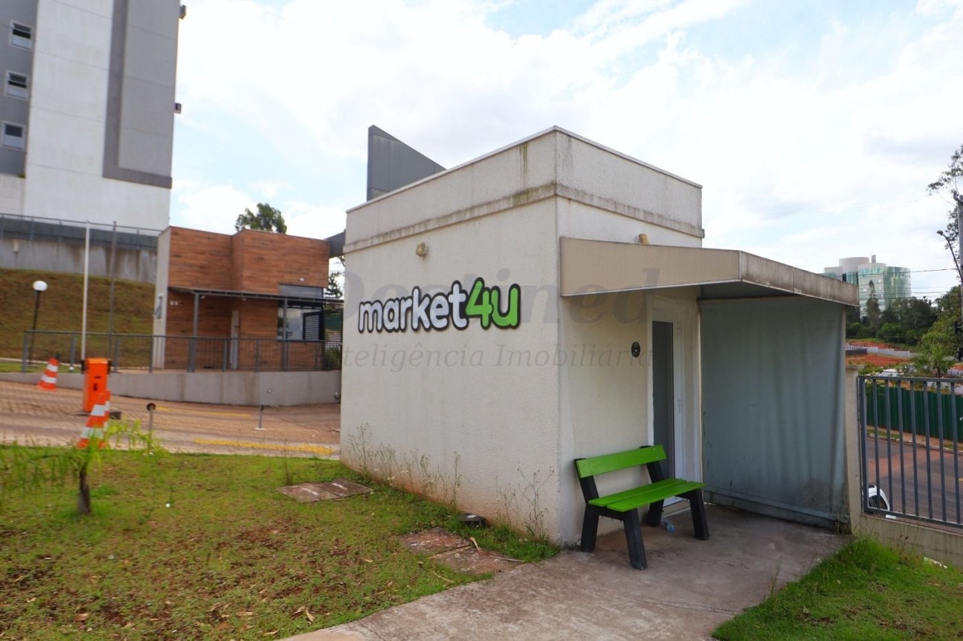 Apartamento 02 dormitórios para venda próximo da Prefeitura de Novo Hamburgo