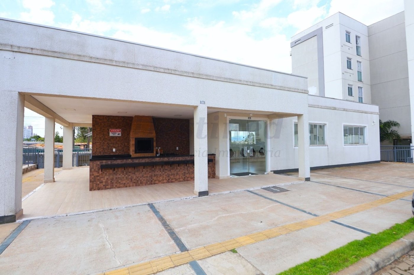 Apartamento 02 dormitórios para venda próximo da Prefeitura de Novo Hamburgo