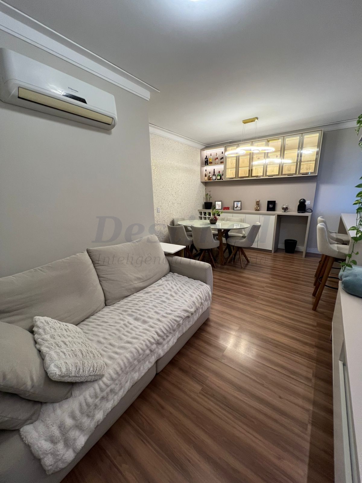 Apartamento mobiliado para venda no bairro Jardim Mauá em Novo Hamburgo