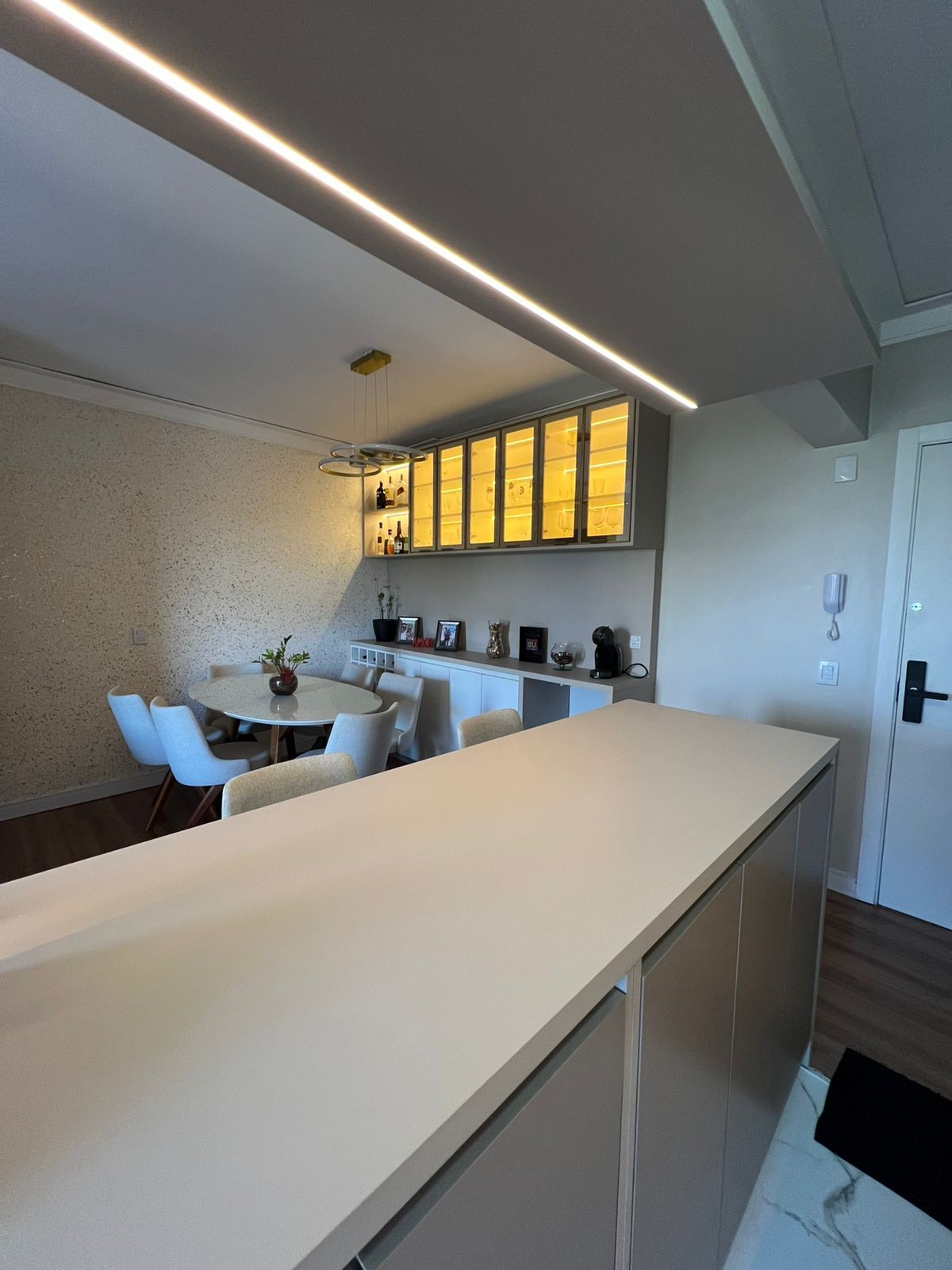 Apartamento mobiliado para venda no bairro Jardim Mauá em Novo Hamburgo